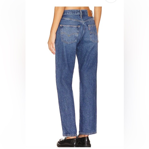Levi's Middy Straight leg In Medium Wash Mid Rise Straight Leg Size 30 - Picture 5 of 14